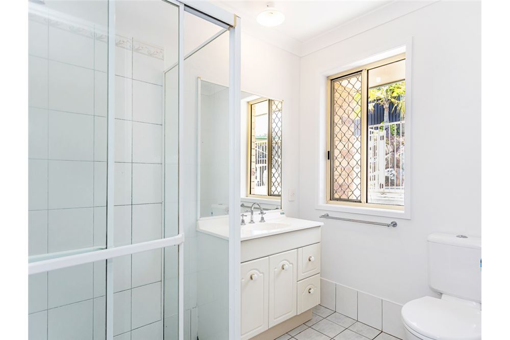 Residential - House - Mudgeeraba, Australia - Australia - 10 - 1043195016-514