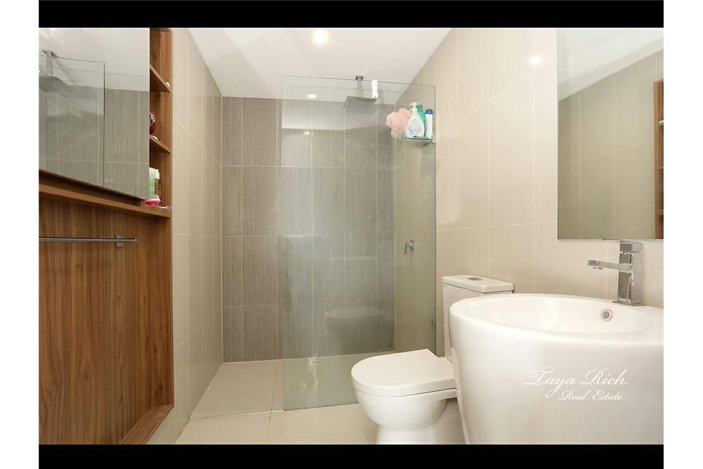 Residential - House - Merrimac, Australia - Australia - 8 - 1043195034-501