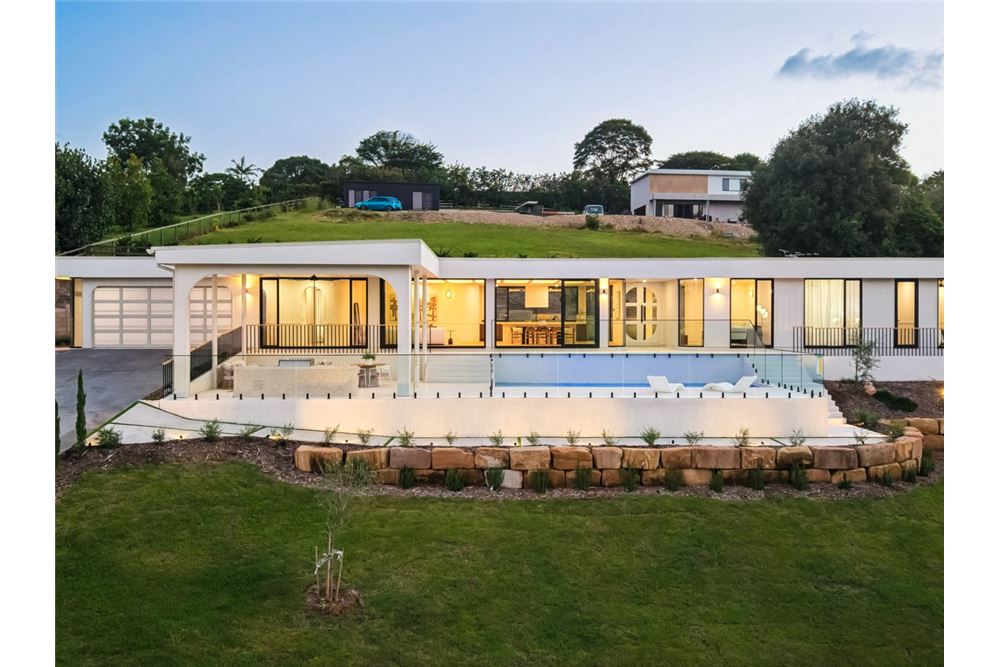 Residential - Country Estate - Bonogin, Australia - Australia - 25 - 1043195032-771