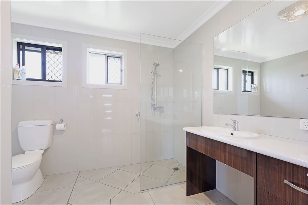 Residencial - Casa - Toowoomba City, Australia - Australia - 8 - 1043167008-1270