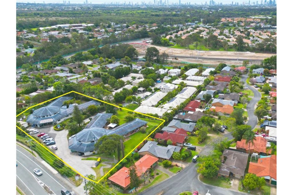 Residential - Condo/Apartment - Merrimac, Australia - Australia - 2 - 1043195034-500