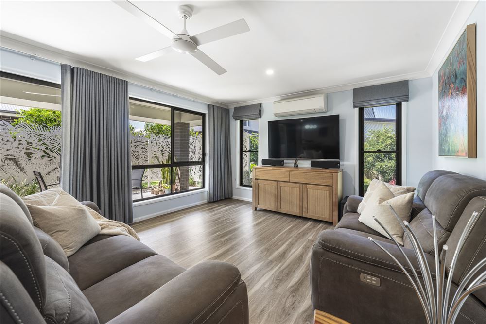 Residencial - Casa - Middle Ridge, Australia - Australia - 9 - 1043167069-9