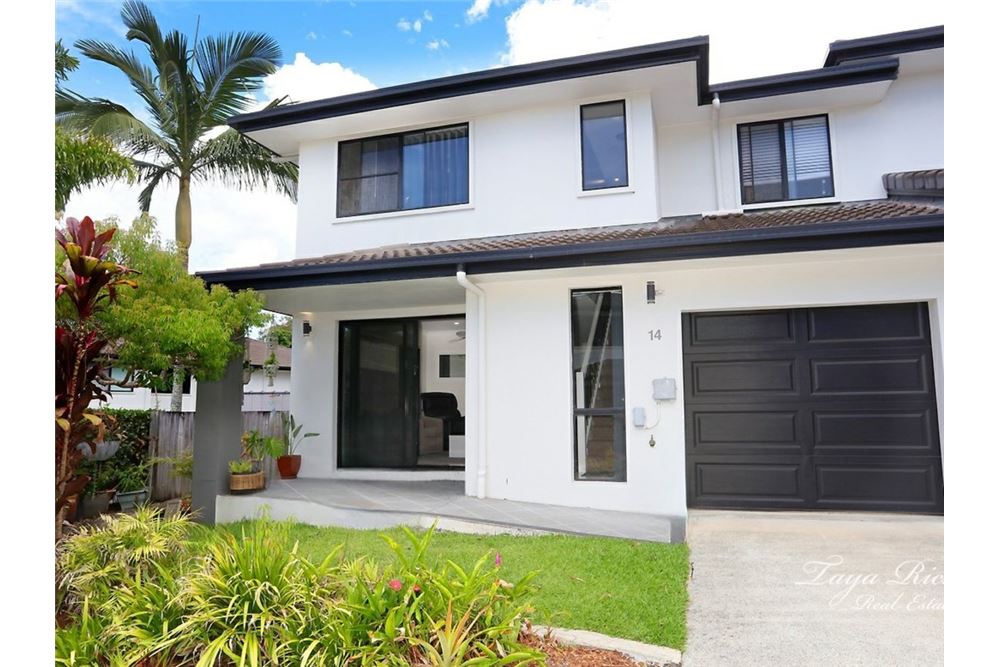 Residential - Townhouse - Merrimac, Australia - Australia - 1 - 1043195034-498