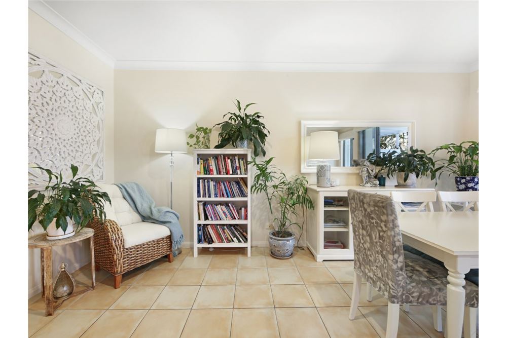 Residential - Condo/Apartment - Carrara, Australia - Australia - 9 - 1043195031-122