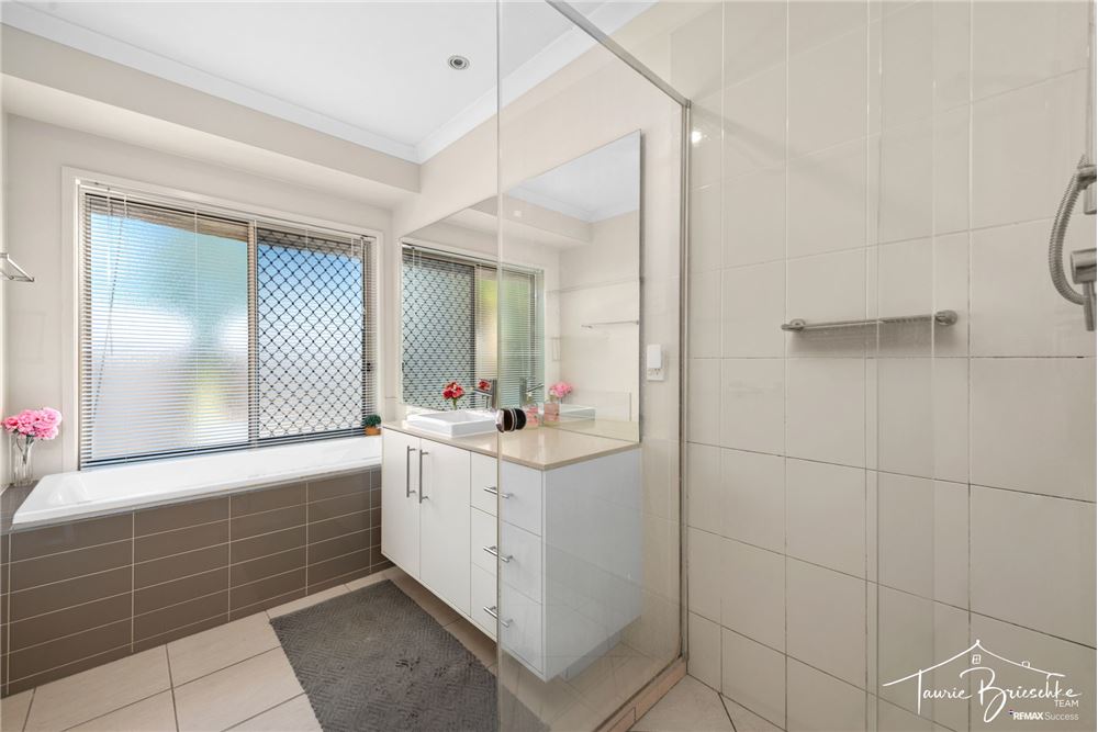 Résidentiel - Maison - Glenore Grove, Australie - Australia - 14 - 1043167159-24