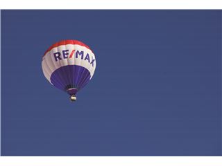 Office of RE/MAX Genesis - Lakes Entrance