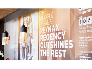 Office of REMAX Regency - Robina