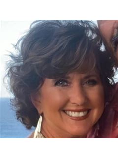 Melissa Grimes - RE/MAX Real Estate Executives