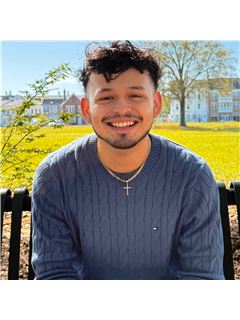 Romeo Ayala - RE/MAX Experts