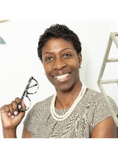 Karen Gray - RE/MAX Experts