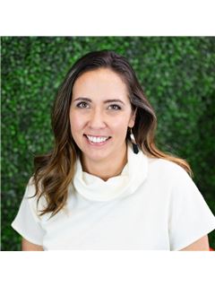 Sarah Booth - RE/MAX Premier Properties