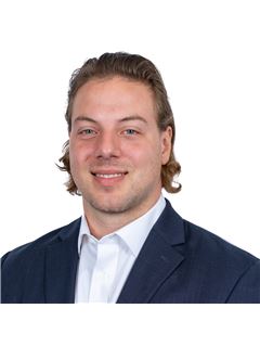 Mike Gornall - RE/MAX Advantage