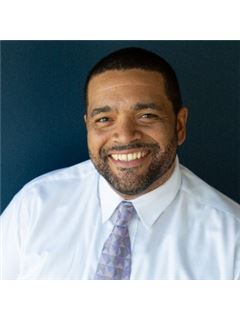 Ian Hooper - RE/MAX Premier Properties