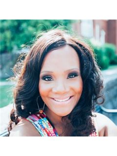 Tondalanea Scott - RE/MAX 1st Choice
