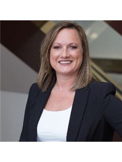 Amanda Midkiff - RE/MAX Premier Properties
