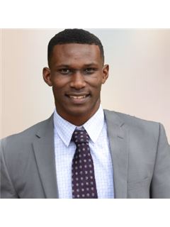 Quintavius Burdette - RE/MAX Experts