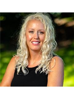 Misty Chuska - RE/MAX Advantage