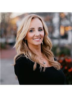 Broker/Owner - Tina Neal - RE/MAX Elite Realty