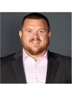 Isaiah Brake - RE/MAX Country Lakes