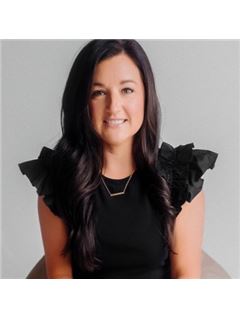 Sarah Clark - RE/MAX Elite Realty