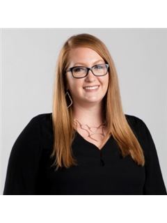 Brenna Brooks - RE/MAX Premier Properties