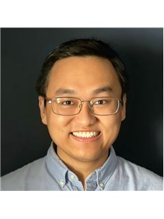 Khoisuanpau Minuamsa - RE/MAX Real Estate Executives