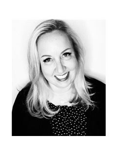 Associate - Sandra Miles - RE/MAX Advantage