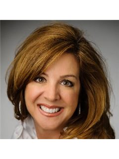 Sarah Espinosa - RE/MAX Creative Realty