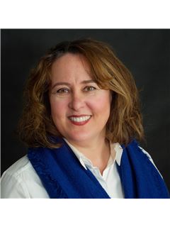 Mindy Worrell Spiller - RE/MAX Preferred Properties, Inc
