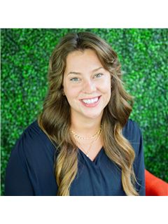 Jodi Santora - RE/MAX Premier Properties