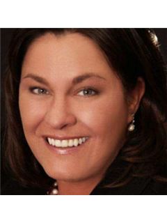 Missy Renfro - RE/MAX Creative Realty