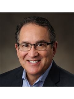 Victor Espinosa - RE/MAX Creative Realty