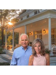 Nikki & Michael Mosteller - RE/MAX Experts