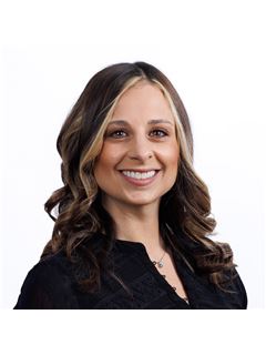 Michelle Marston - RE/MAX Advantage