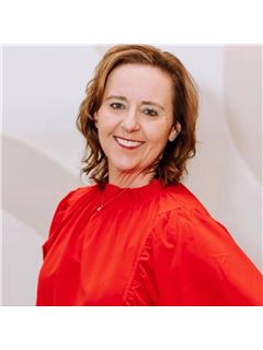 Dessie Hardee - RE/MAX Realty Source