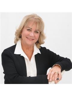 Janice Mueller - RE/MAX Creative Realty