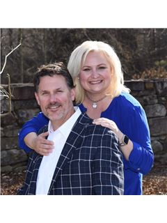 Dawn George - RE/MAX Preferred Properties, Inc