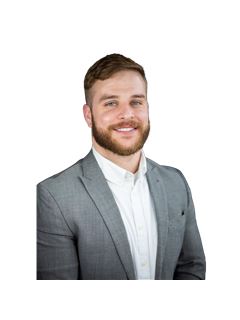 Evan Potts - RE/MAX Premier Properties