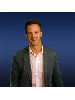 Corey Fritz - RE/MAX Advantage