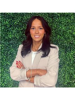 Madison Smith - RE/MAX Creative Realty