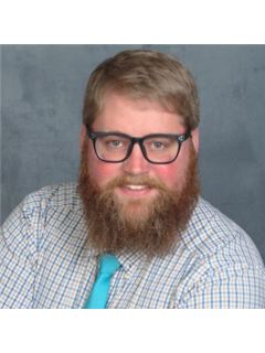 Logan LaFevers - RE/MAX Carriage House