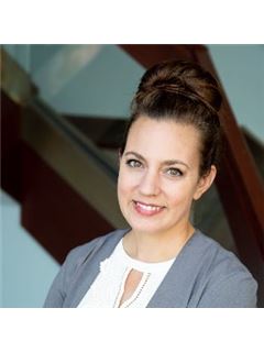Juli Baranello - RE/MAX Premier Properties