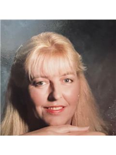 Janis Canterbury - RE/MAX Cove Mountain