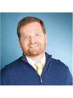 Jeremiah Mullins - RE/MAX Creative Realty