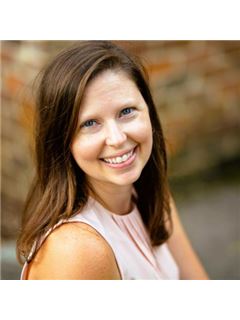 Kelly Payne - RE/MAX Town & Country