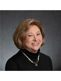 Associate - Janis Kirtz - RE/MAX Around Atlanta Realty