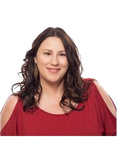 Louise Loomis - RE/MAX Town & Country