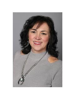 Kim Kimball - RE/MAX Town & Country