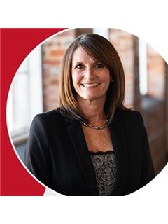 Kelly Evens - RE/MAX Tru