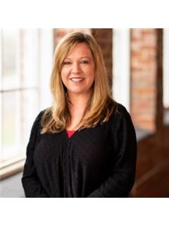 Amanda Sonnon - RE/MAX Tru